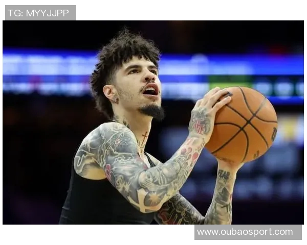 鲍尔状态低迷三分球命中率惨淡仅得3分4板6助失误频繁表现令人失望 鲍尔状态低迷三分球命中率惨淡仅得3分4板6助失误频繁表现令人失望