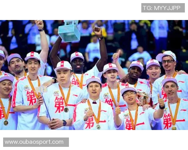 大洛谈球队构建:老将为核心年轻球员注入活力与热情 大洛谈球队构建:老将为核心年轻球员注入活力与热情