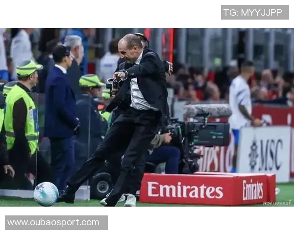 意媒分析米兰伤情莱奥拉比奥特无大碍萨勒马科尔斯待检查 意媒分析米兰伤情莱奥拉比奥特无大碍萨勒马科尔斯待检查