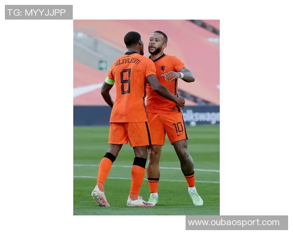 多特蒙德关注荷兰中场昆滕廷伯格罗斯续约前景不明 多特蒙德关注荷兰中场昆滕廷伯格罗斯续约前景不明